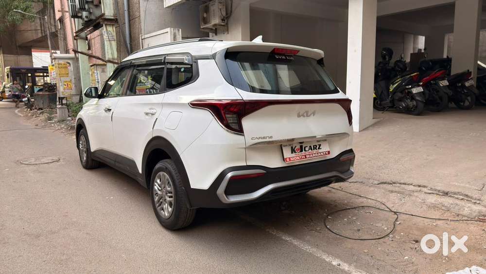 Kia Carens 1.4 Prestige Plus Turbo 7 Str, 2023, Petrol