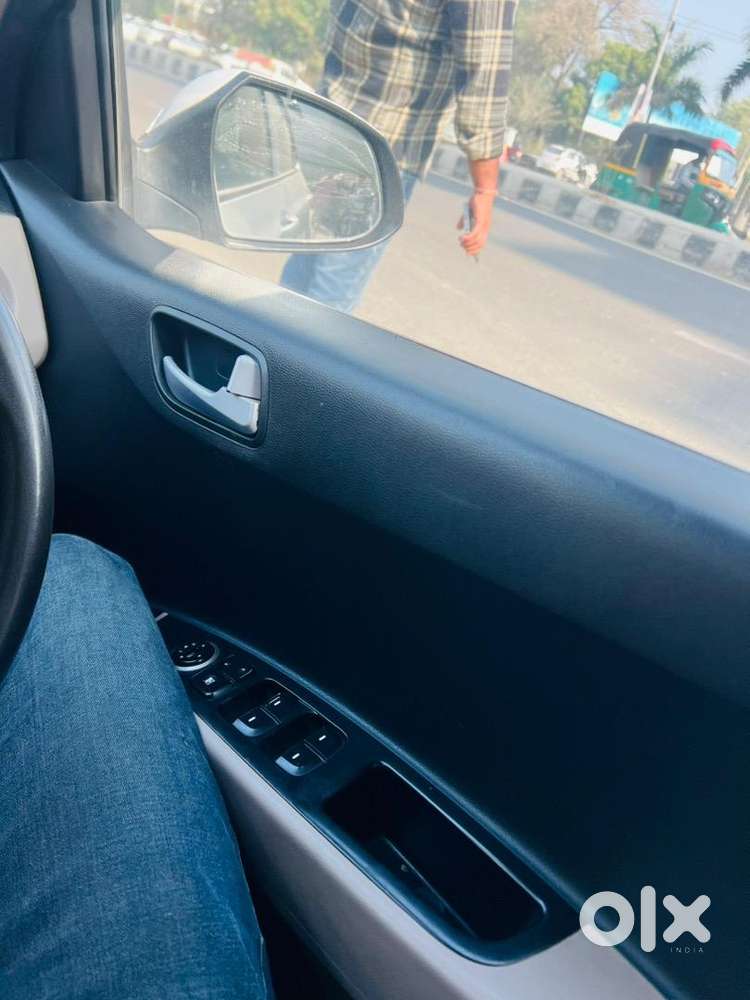 Hyundai Grand I10 2017 Diesel Well Maintained