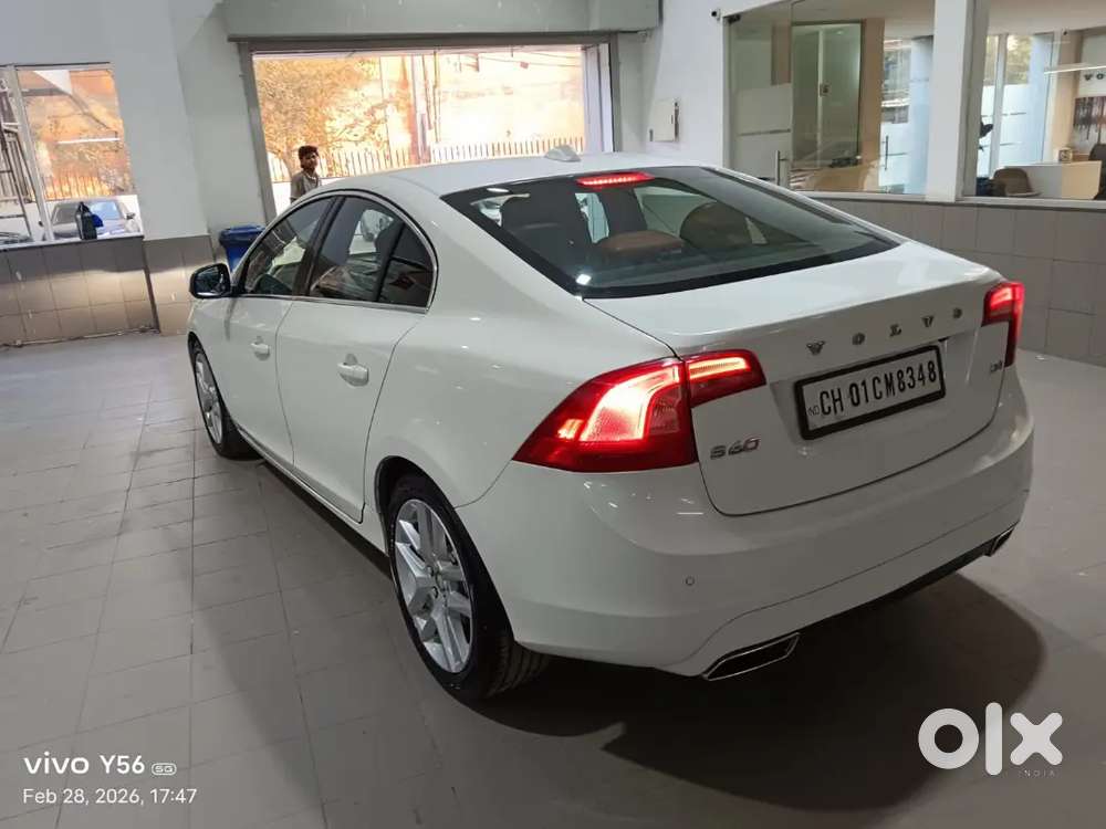 Volvo S60 Cross Country 2019 Diesel Well Maintained