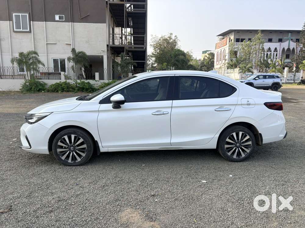 Honda City V Mt Exclusive, 2023, Petrol