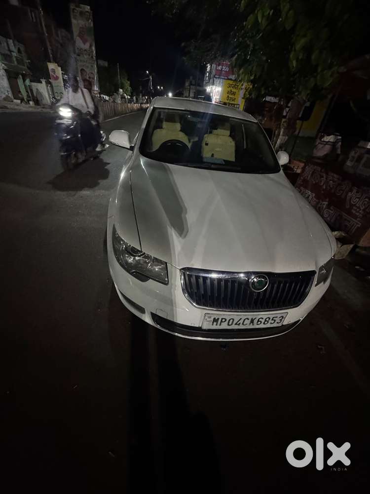 Skoda Superb Top End Model Jisko Lena Ho Bhi Call Kre Argent Sell New