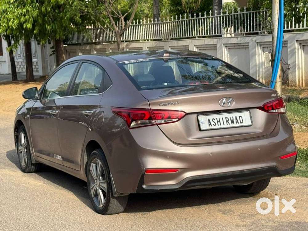 Hyundai Verna 1.6 Sx (o) Crdi At, 2019, Diesel