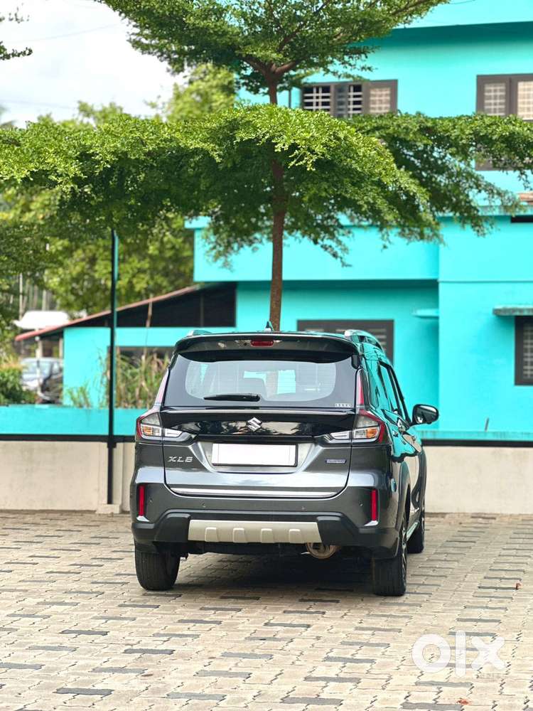 Maruti Suzuki Xl6 Alpha, 2022, Petrol
