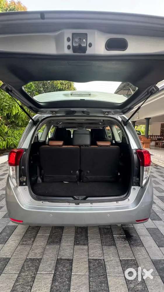 2019 Innova Crysta 2.4v Manual Single Owner Low Kilometres