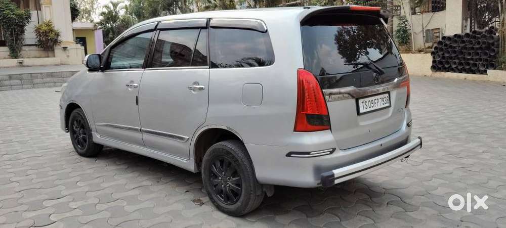 Toyota Innova 2.5 Vx 7 Str Bs-iii, 2011, Diesel