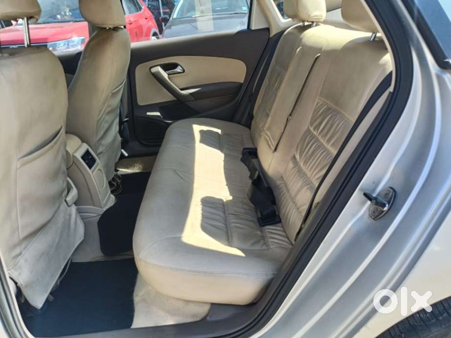 Volkswagen Vento 2010-2013 Petrol Highline, 2011, Petrol