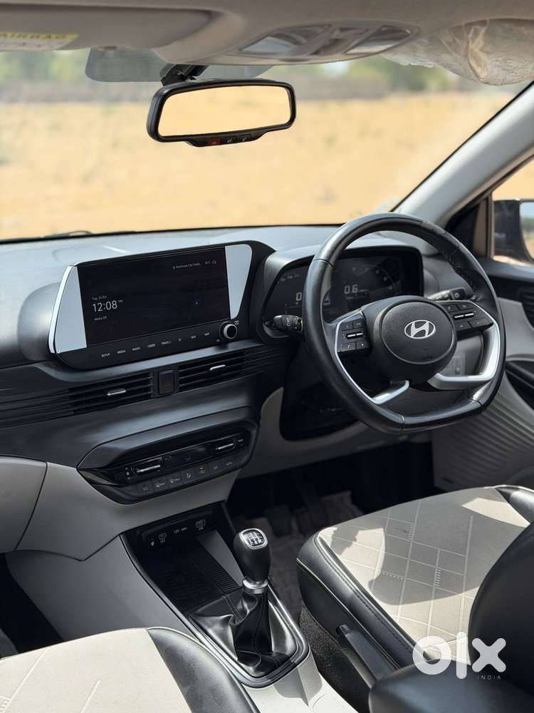 Hyundai I20 Asta (o) 1.2 Mt, 2023, Petrol