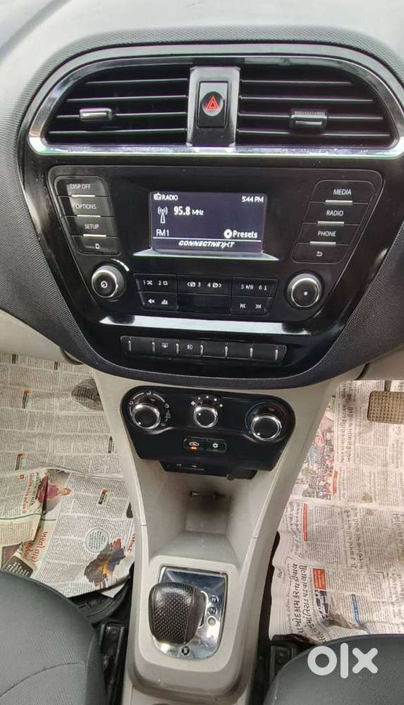 Tata Tiago 1.2 Revotron Xza, 2017, Petrol