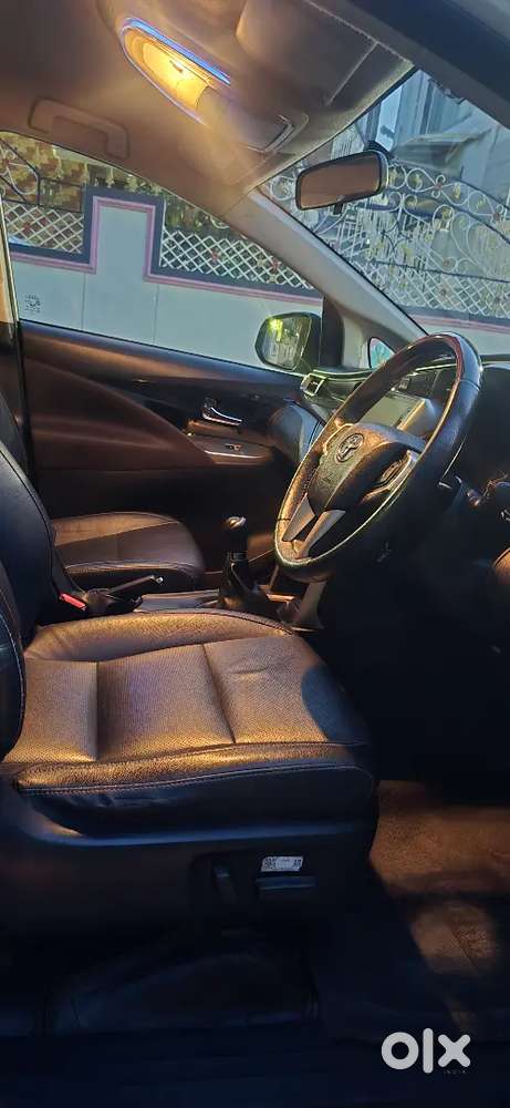 Toyota Innova Crysta 2.4 2023