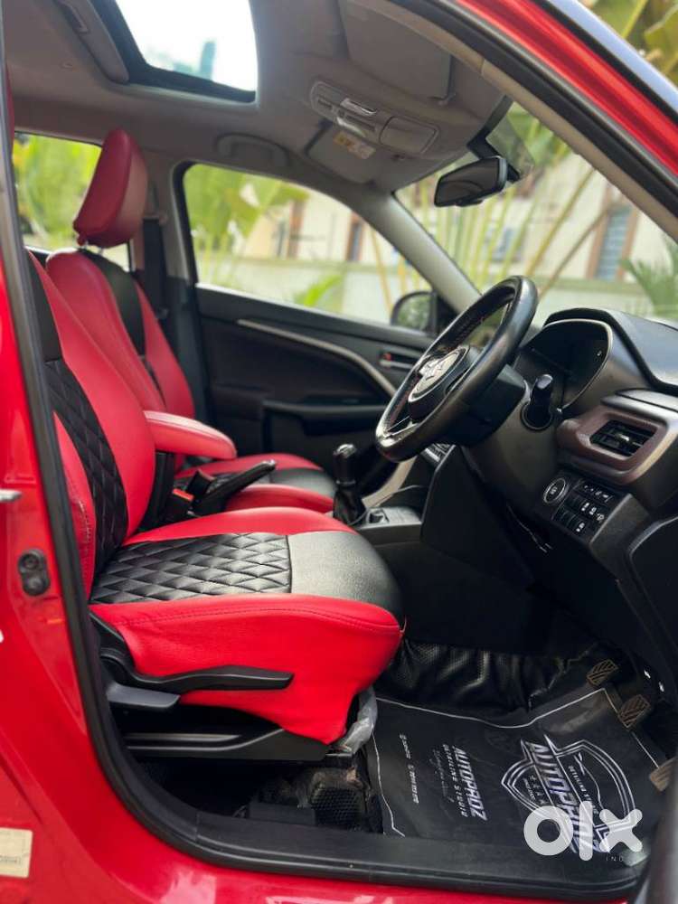 Maruti Suzuki Vitara Brezza Zxi + Mt Dual Tone, 2022, Petrol
