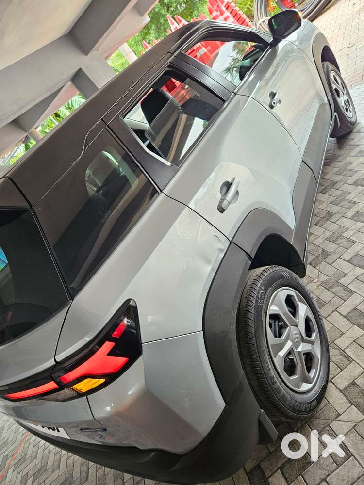 Maruti Suzuki Brezza 1.5 Vxi Smart Hybrid, 2022, Petrol