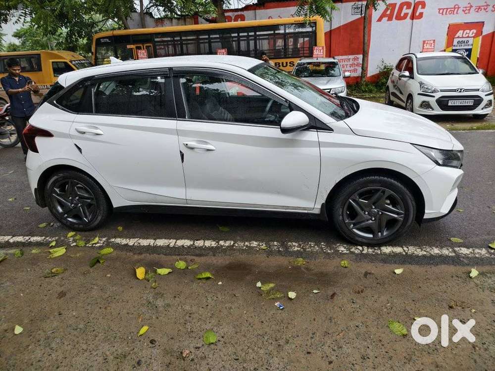 Hyundai I20 Sportz 1.2 Ivt, 2023, Petrol