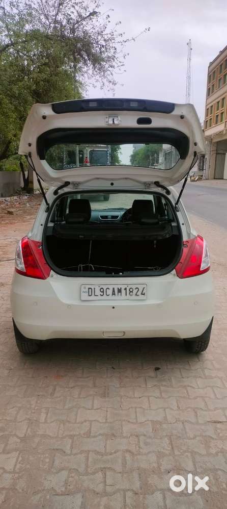Maruti Suzuki Swift 1.2 Lxi (o), 2016, Petrol