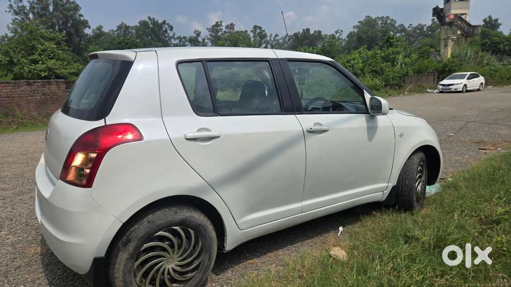 Maruti Suzuki Swift Ddis Vdi, 2010, Diesel