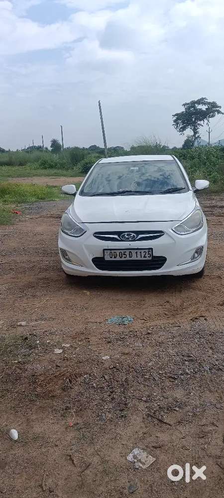 Hyundai Verna 2013