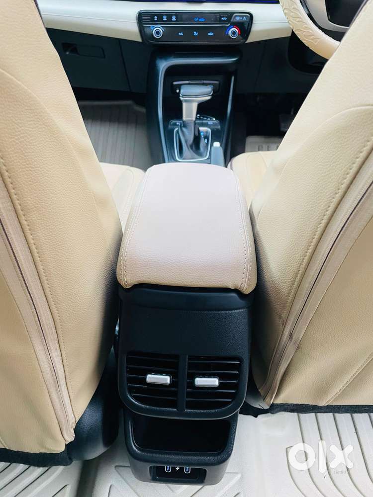 Hyundai Verna 1.5 Sx Ivt, 2023, Petrol