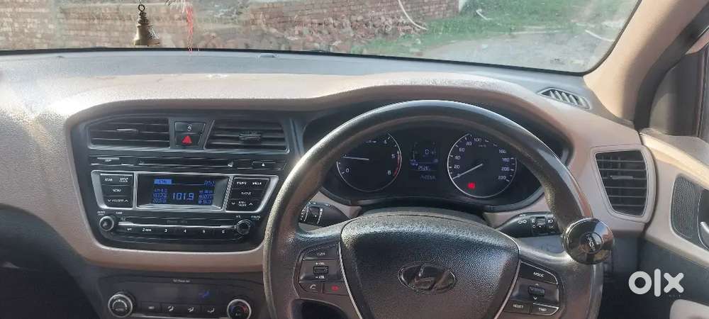 Hyundai Elite I20 Sportz 2015