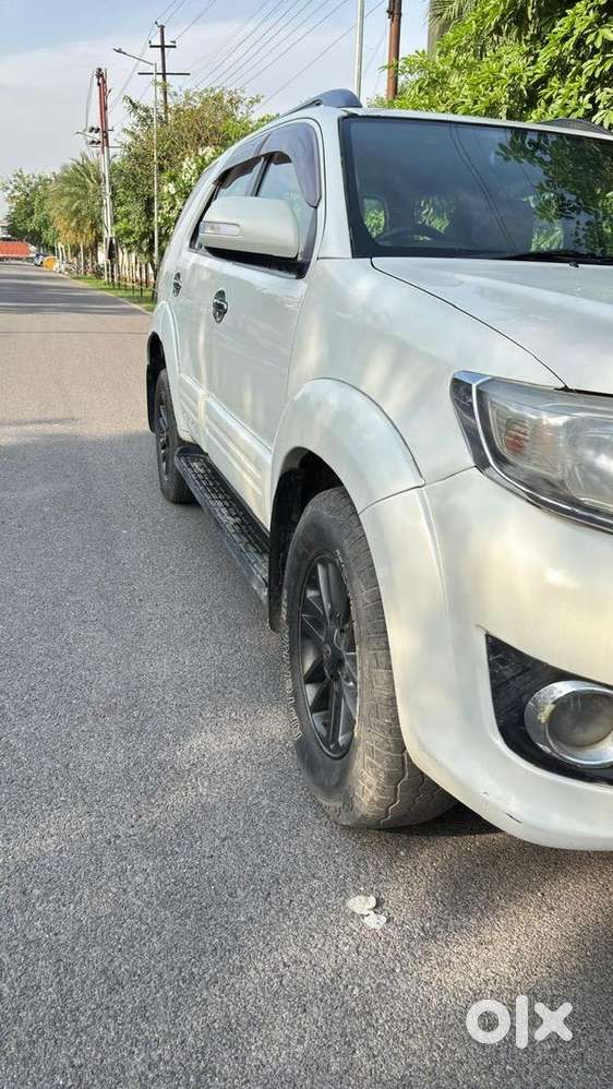 Toyota Fortuner 3.0 D-4d 2015 Model