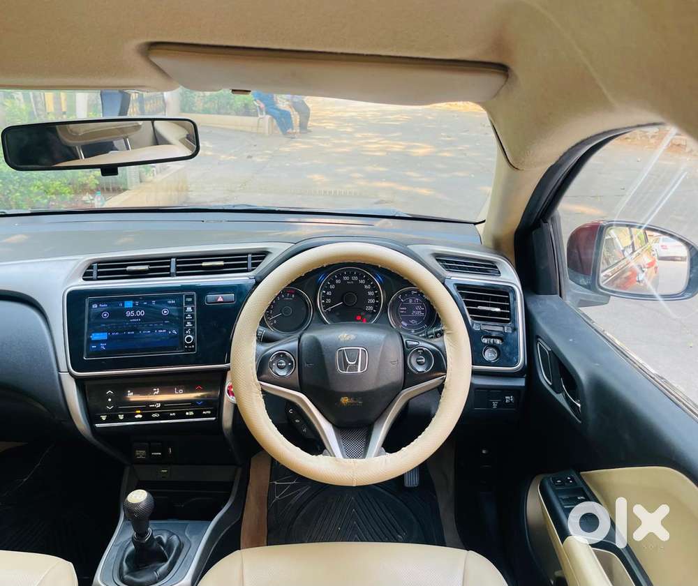 Honda City I-vtec V, 2018, Petrol