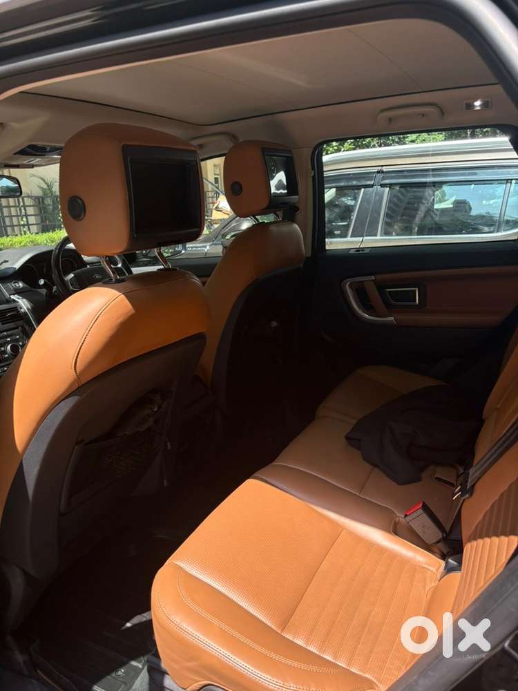 And Rover Discovery Sport Sd4 Hse Luxury 7s | 2019 | First Owner