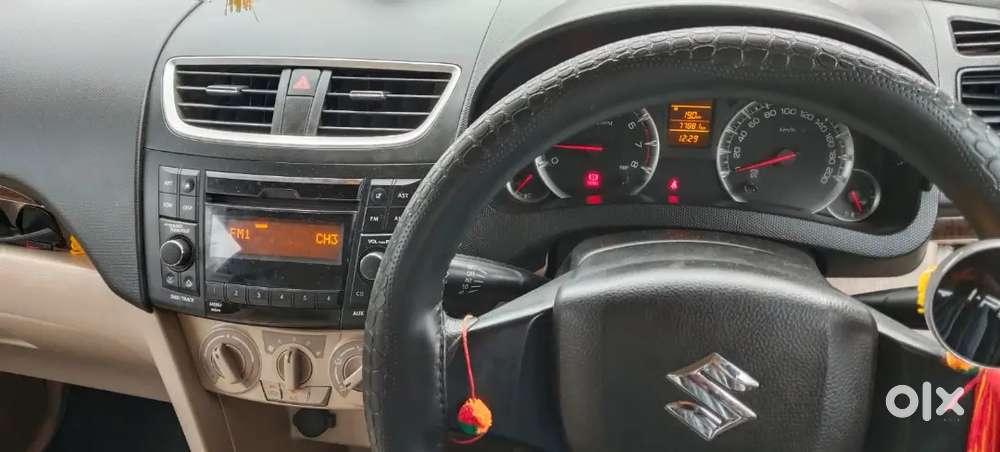 Maruti Suzuki Dzire 2017 Cng & Hybrids 80000 Km Driven