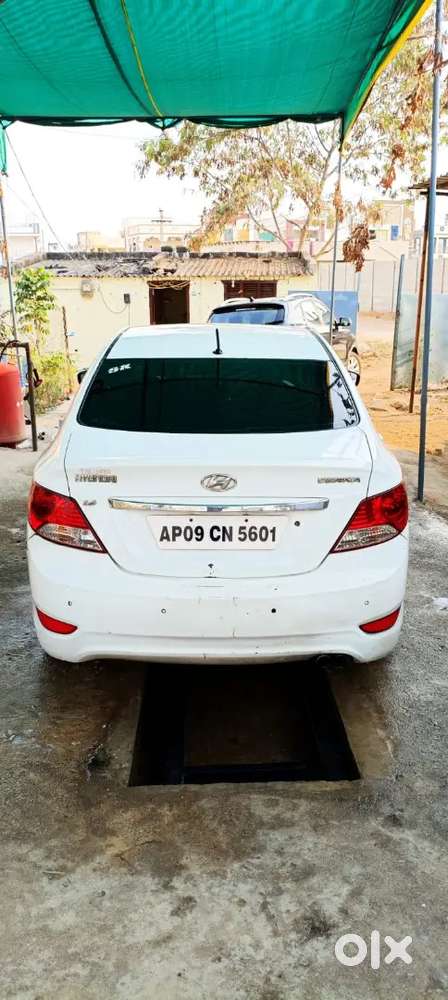 Hyundai Verna 2012 Diesel 136000 Km Driven