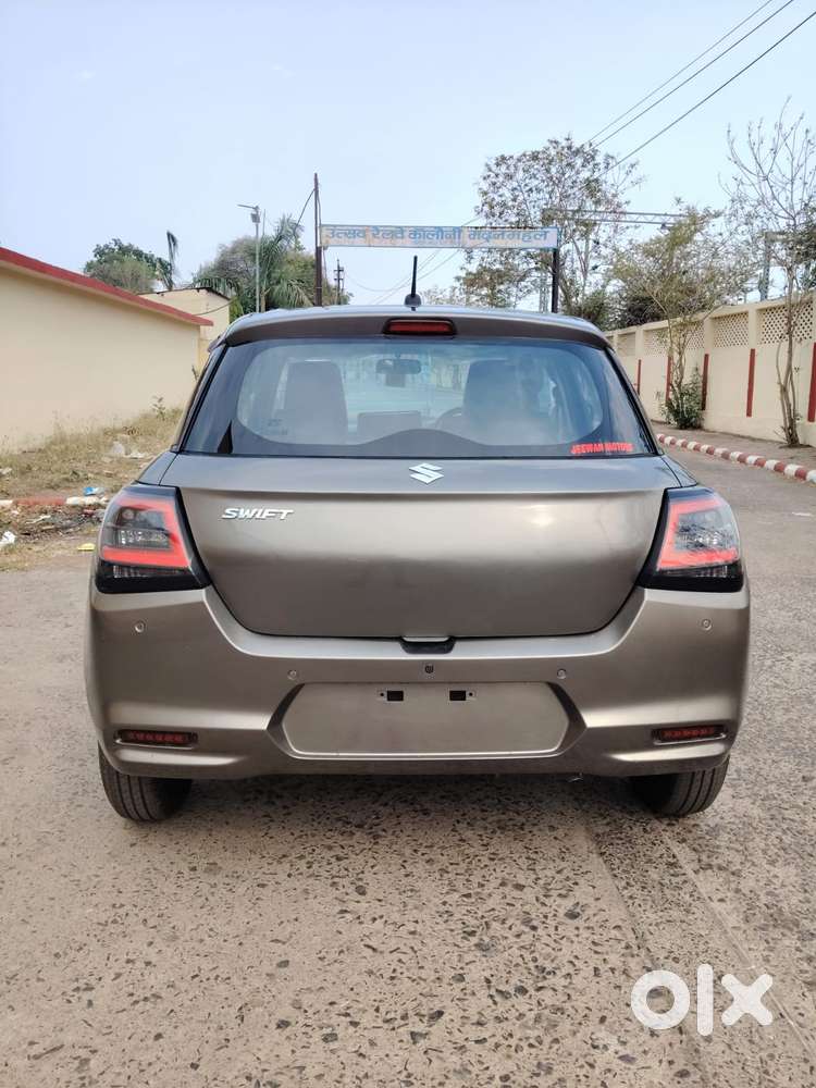 Maruti Suzuki Swift Lxi Optional-o, 2025, Petrol
