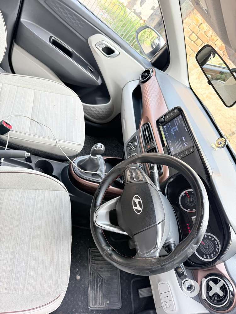 Hyundai Aura Sx 1.2 Cng, 2022, Electric