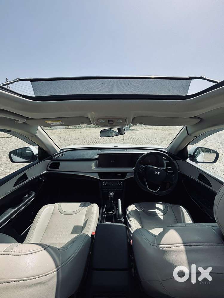 Mahindra Xuv700 2.2 Ax 5 Diesel Mt 7 Str, 2023, Diesel