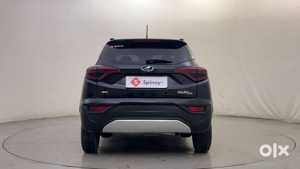 Mahindra Xuv300 W8 Option, 2022, Petrol