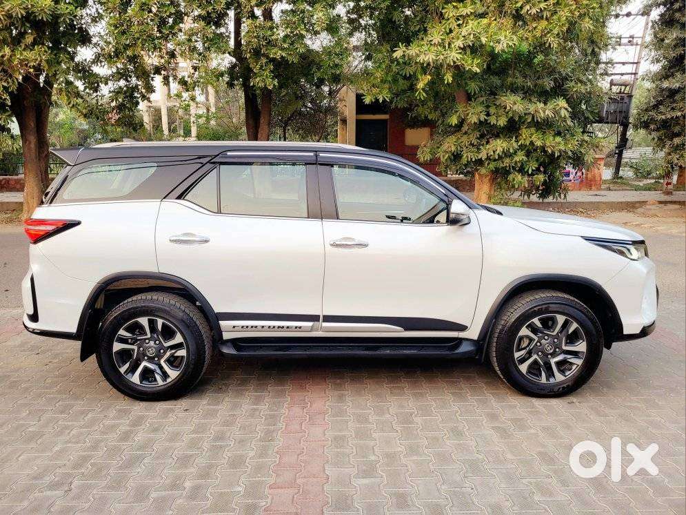 Toyota Fortuner Legender 4x2 At 2.8, 2025, Diesel