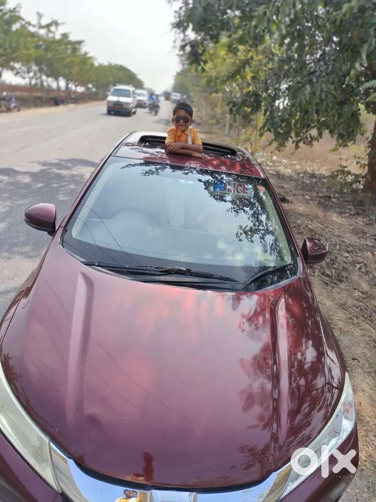 Honda City 2016 Model Top End Vehicle With Sunroof