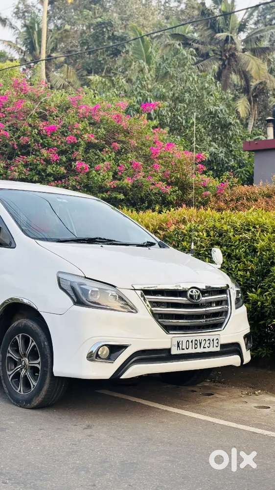 Toyota Innova Diesel 2015 Variant