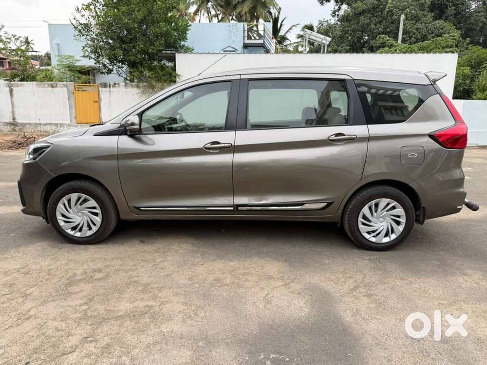 Maruti Ertiga Petrol 2023