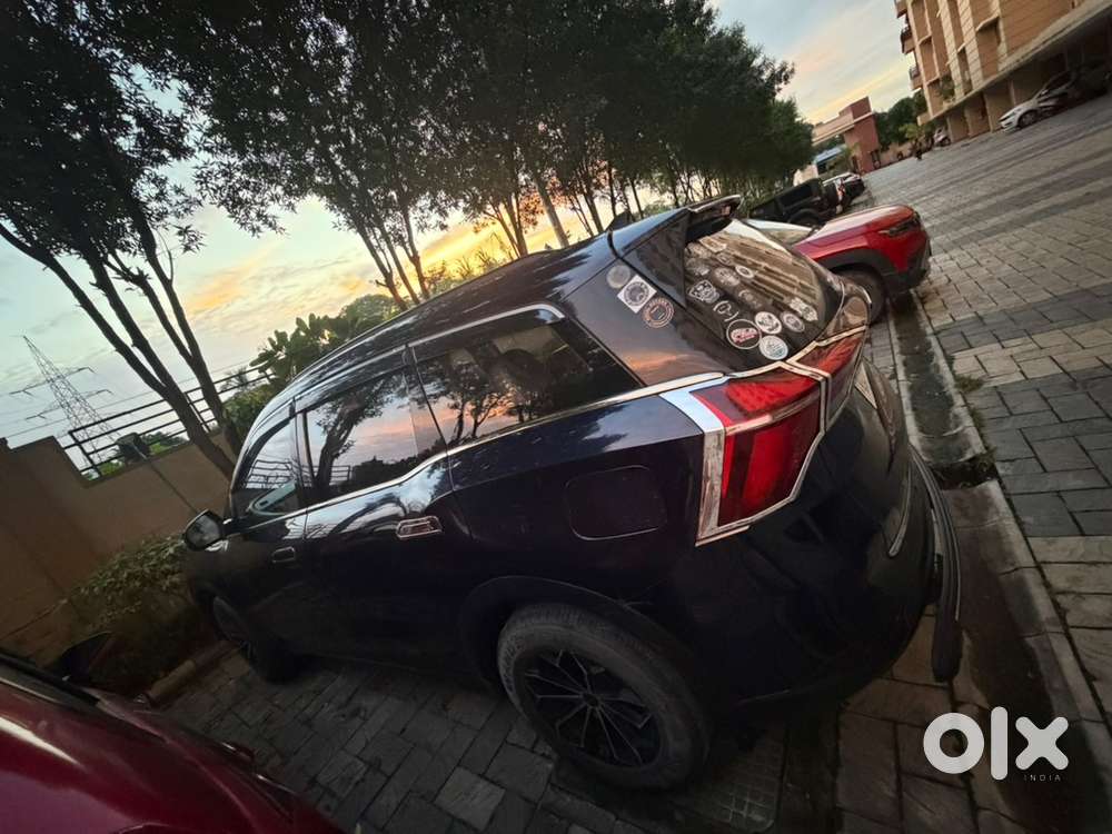 Mahindra Xuv700 Petrol 2024