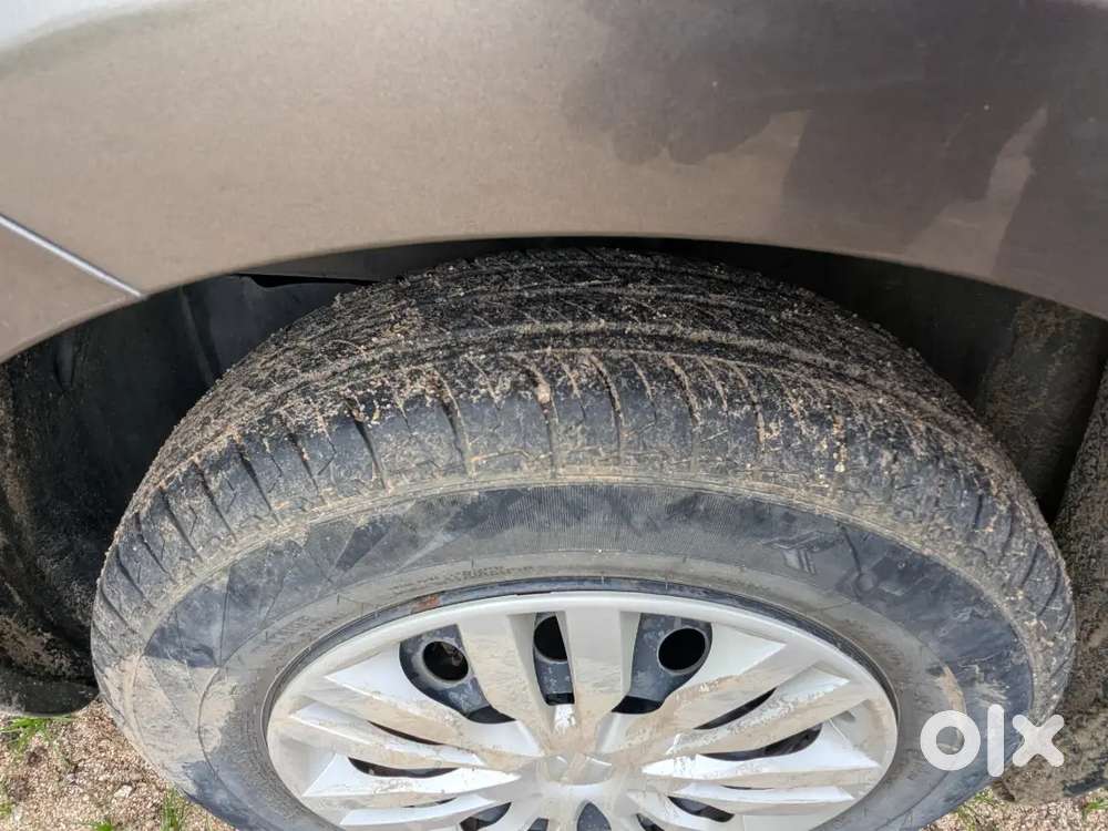 Maruti Suzuki Dzire Vxi 2023