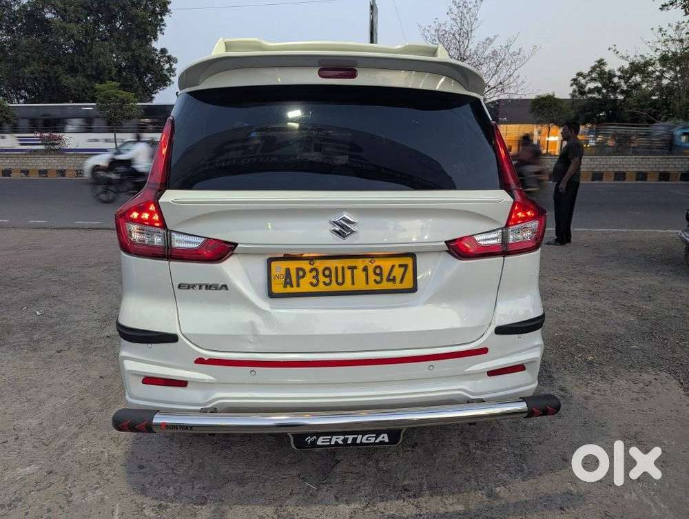 Maruti Suzuki Ertiga Vxi (o) Cng, 2023, Petrol