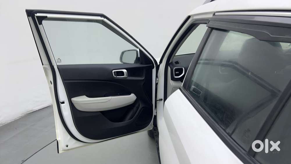 Hyundai Venue 1.0 Sx (o) Turbo Dct, 2023, Petrol