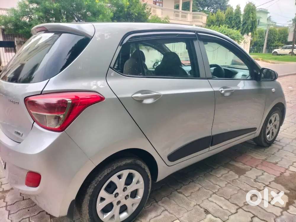 Hyundai Grand I10 Sportz 2016