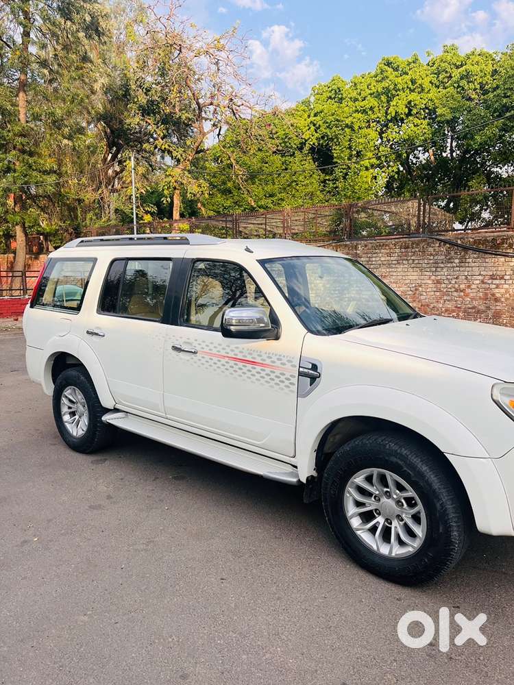 Ford Endeavour Diesel 2014
