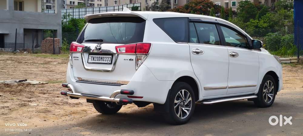Toyota Innova Crysta [2020-ongoing] 2.4 Gx 7 Str, 2025, Diesel