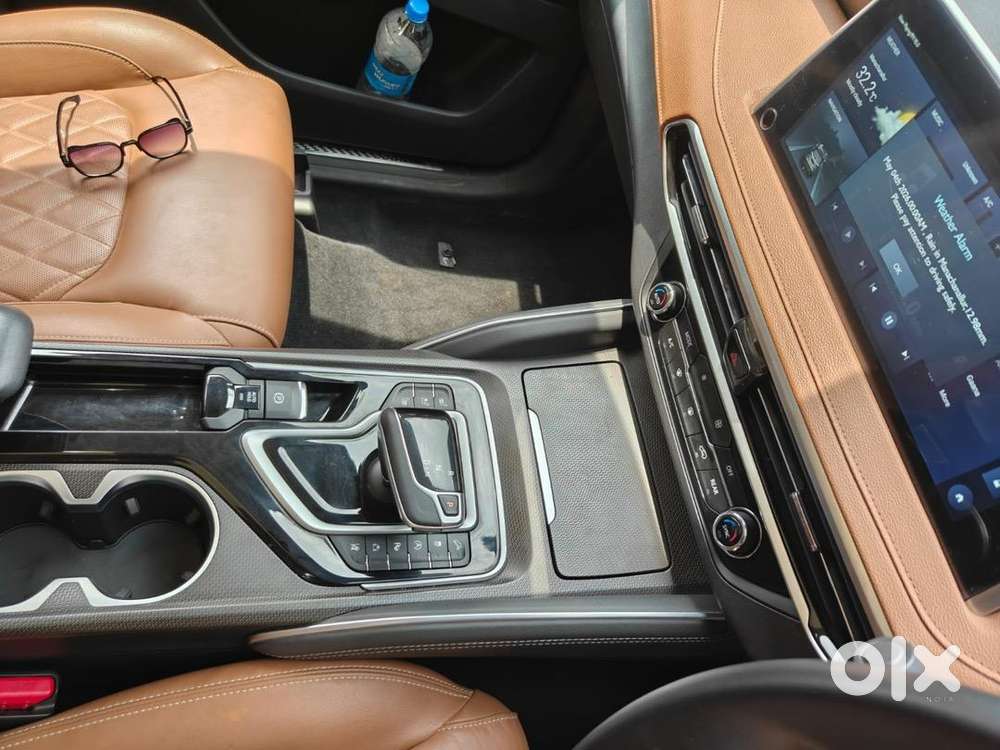 Mg Gloster 2025 Diesel 19000 Km Driven