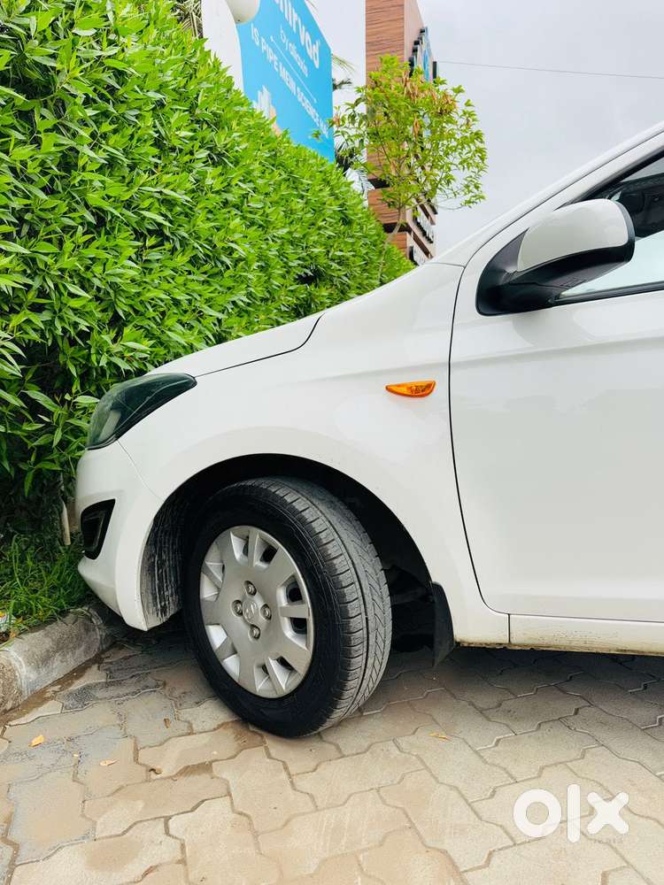 Hyundai I20 1.4 Asta (o) Crdi, 2014, Diesel