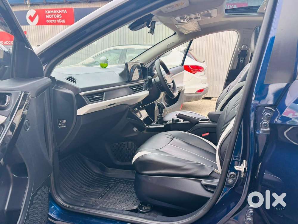 Tata Nexon Creative Plus S 1.2 Revotron Petrol 6 Mt Dt, 2025, Petrol