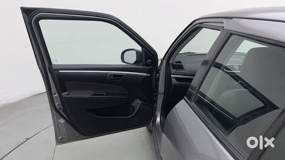 Maruti Suzuki Swift 1.2 Lxi (o), 2015, Petrol