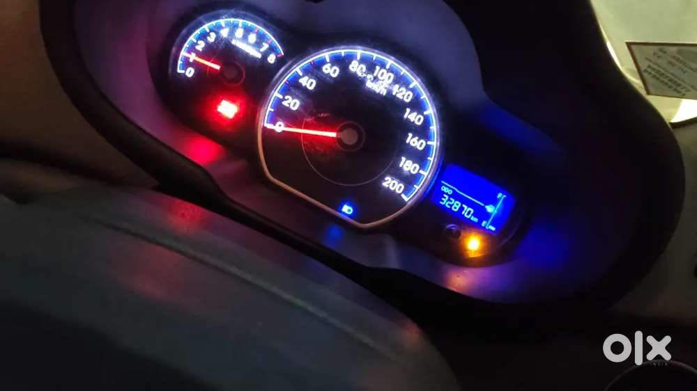 Hyundai I10 2011 Petrol 32870 Km Brand New Condition
