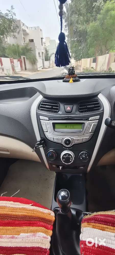 Hyundai Eon Magna + 2016 Car
