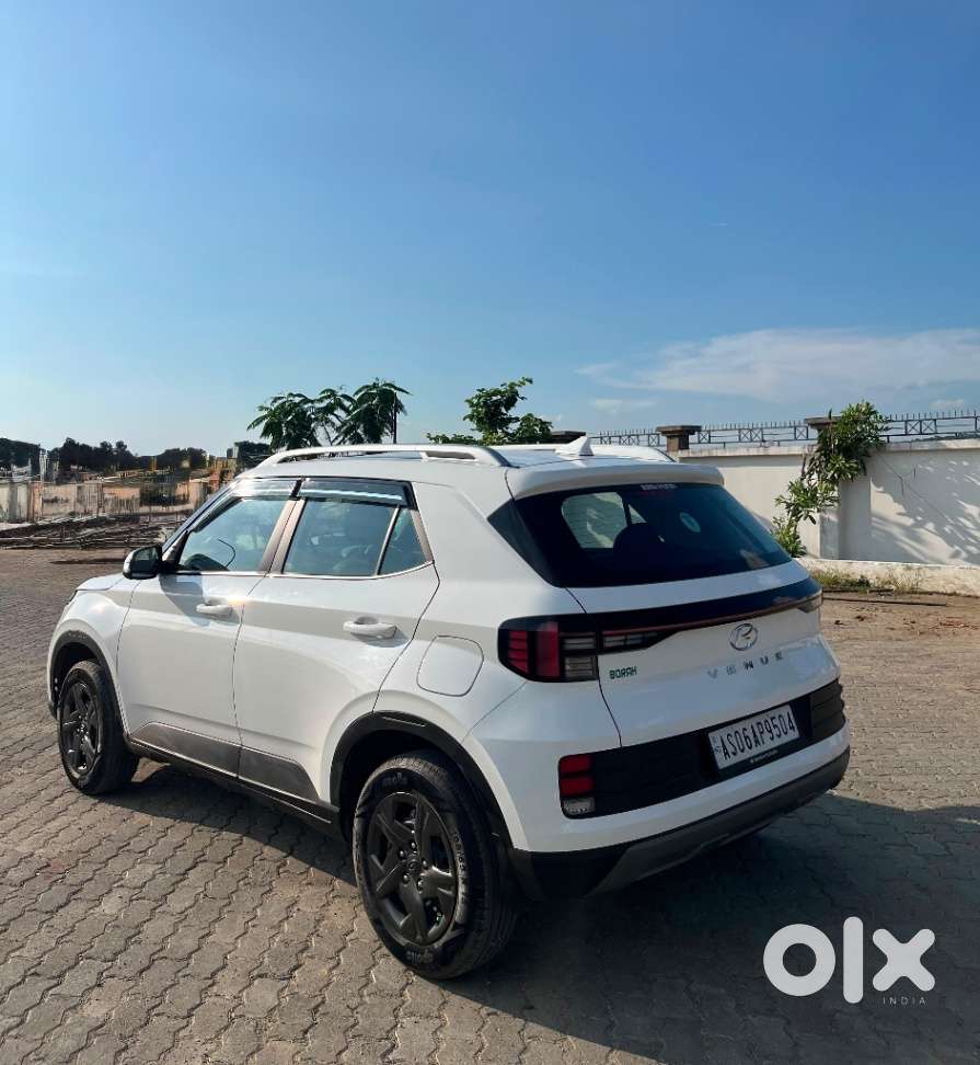 Hyundai Venue 1.2 S (o), 2025, Petrol