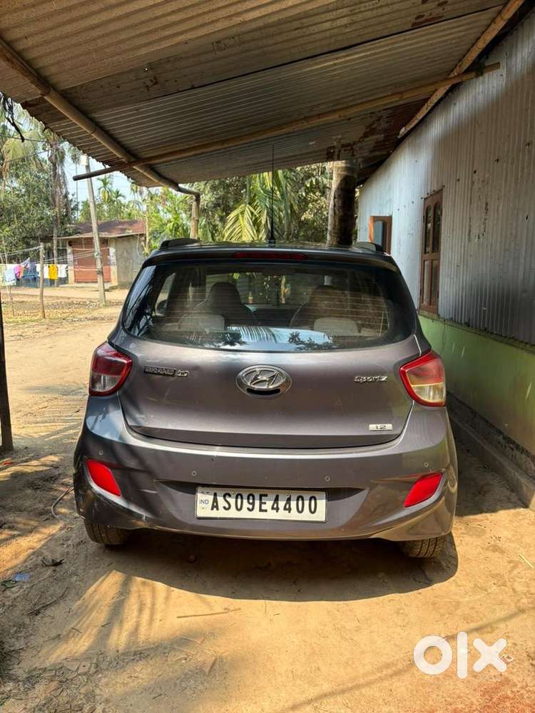 Hyundai Grand I10 2016 Petrol 98900 Km Driven