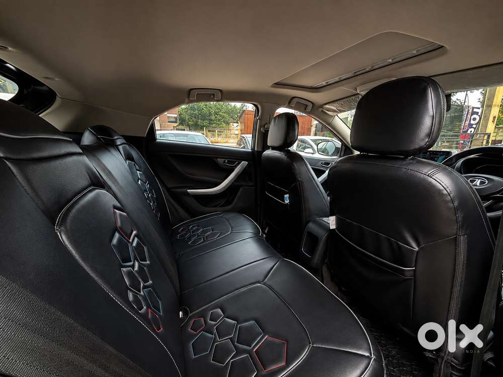 Tata Nexon 1.2 Revotron Xm (s), 2023, Petrol